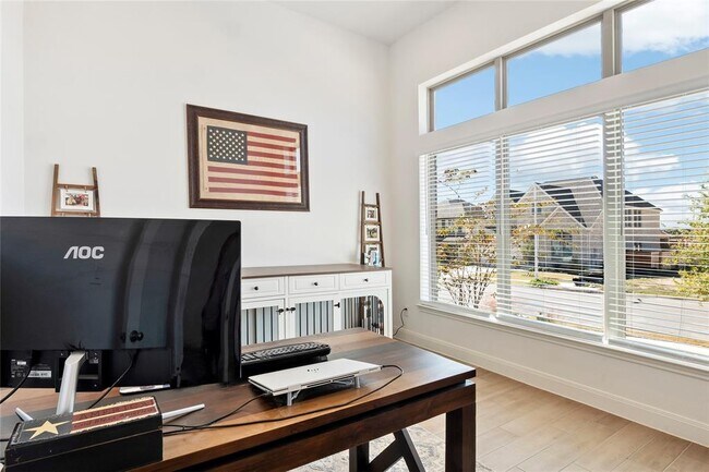 Building Photo - 228 Gary Wayne Dr