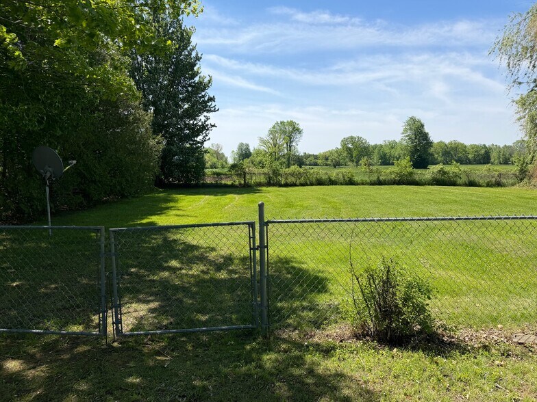 Building Photo - 4690 E Herrick Rd