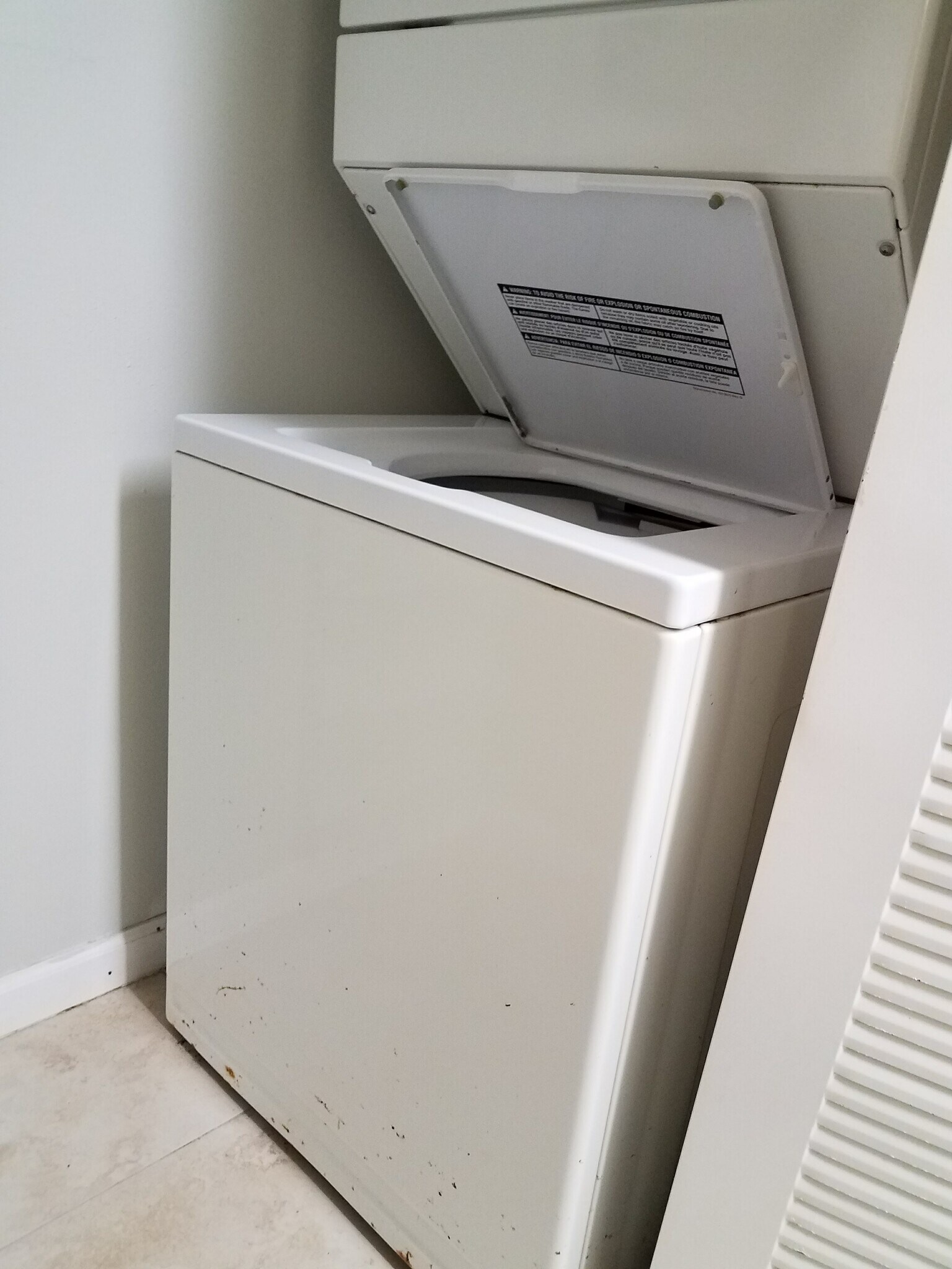 Building Photo - 550 S Park Rd