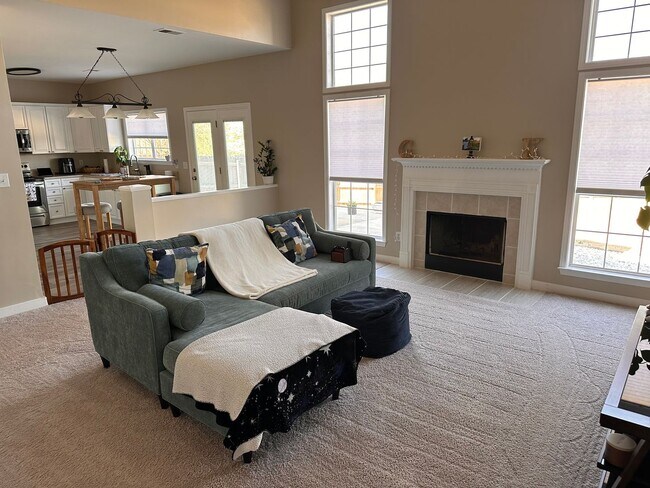 Building Photo - Beautiful Home in Moody - Coming Soon!