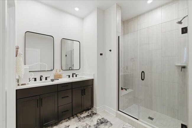 Building Photo - Welcome to this stunning, newly built 2025 townhome nestled in the heart of Brambleton
