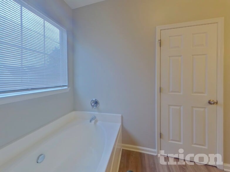 Building Photo - 207 Bolette Ln