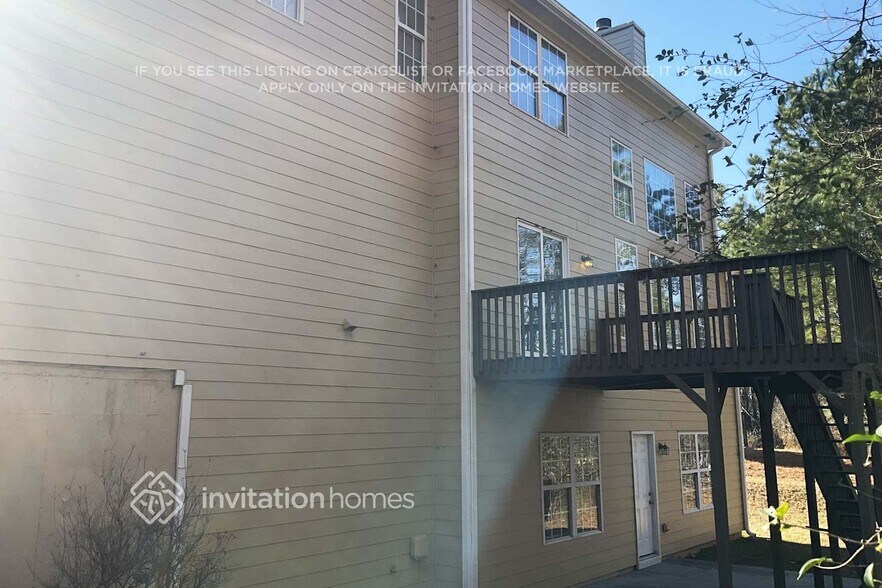 Building Photo - 4594 Sequoia Park Trail SW