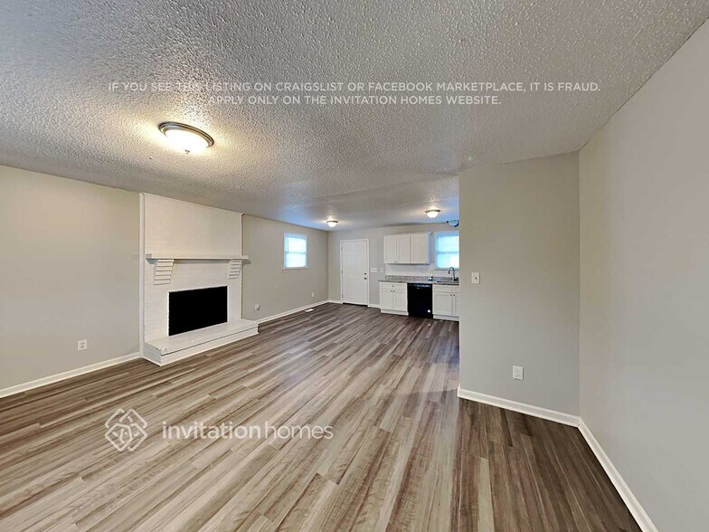 Building Photo - 208 Ferncliff Dr