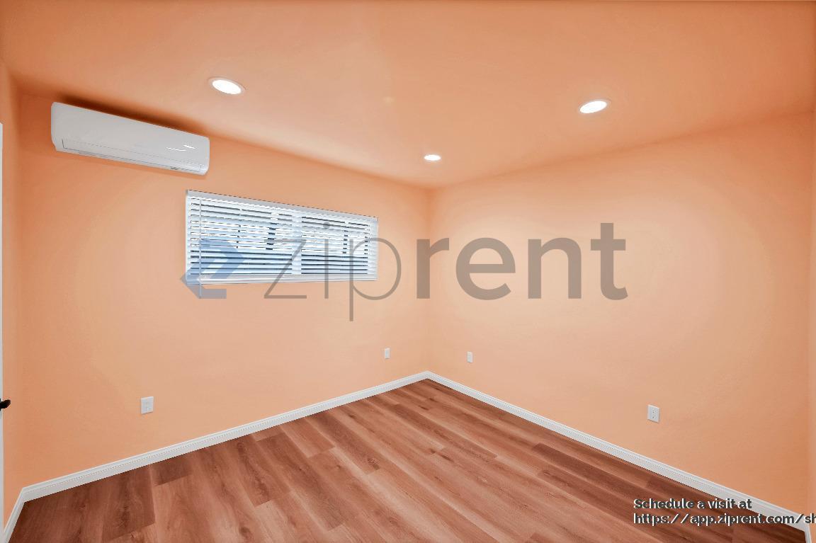 Building Photo - 3620 Ellis Ln