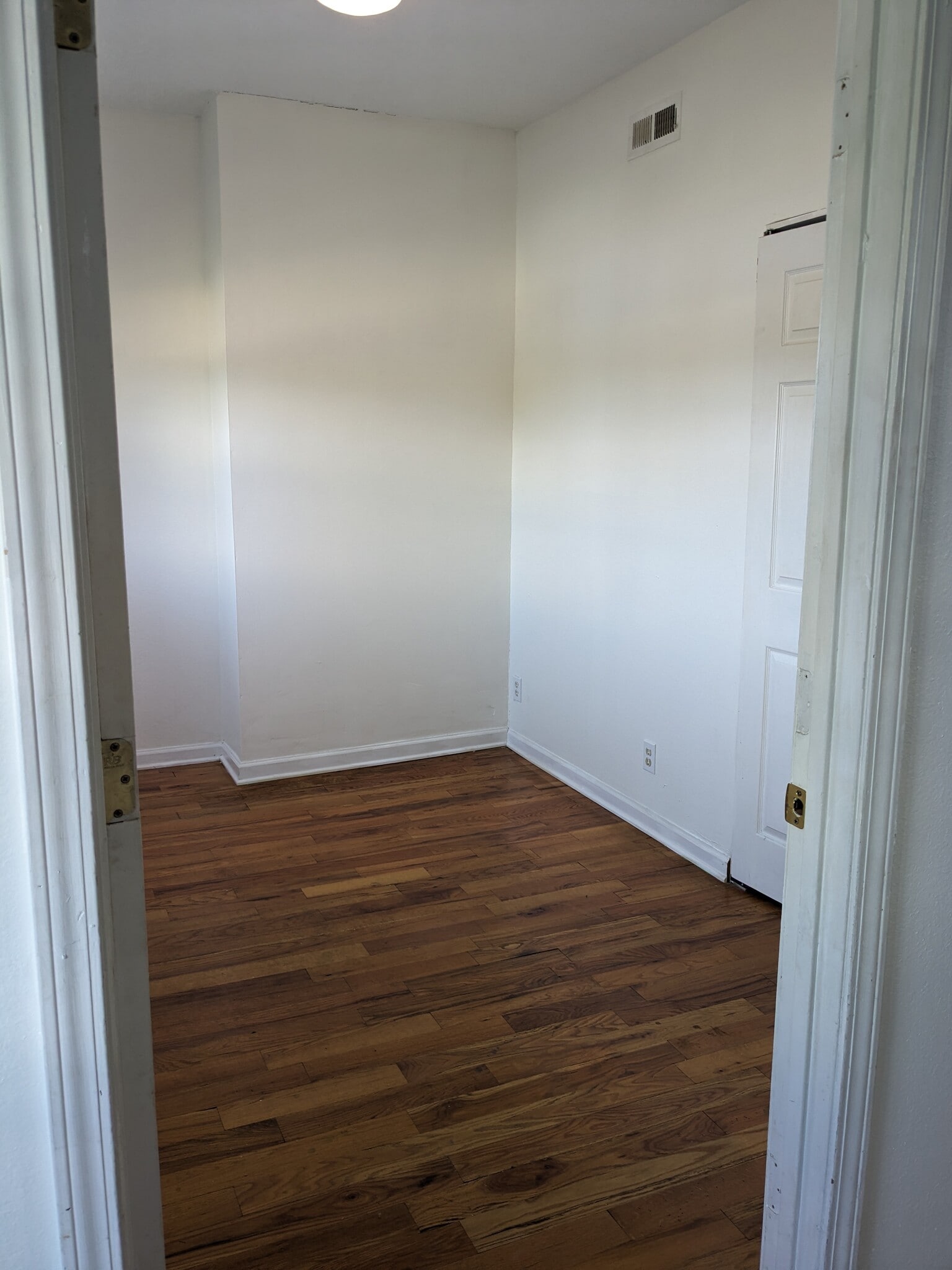 Downstairs back bedroom - 3204 E 5th Ave