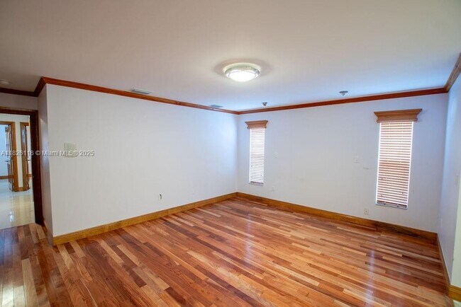 Building Photo - 1626 SW 139th Ave