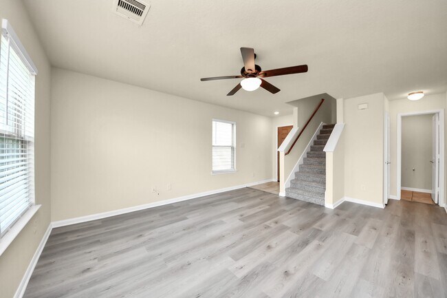 Building Photo - 19245 Reiner Gln Ct