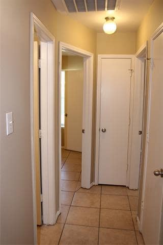 Building Photo - 2136 Coelum Ct