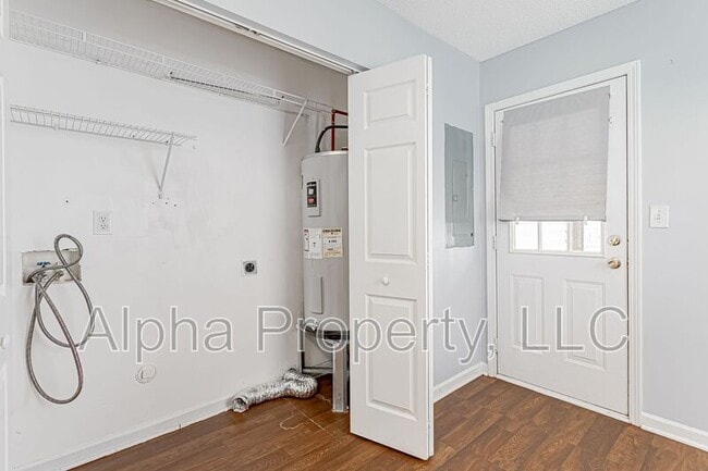 Building Photo - 7 Hammett Grove Ln