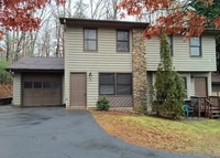 Building Photo - Arden Duplex