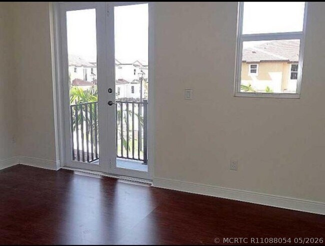 Building Photo - 6996 Long Pine Cir