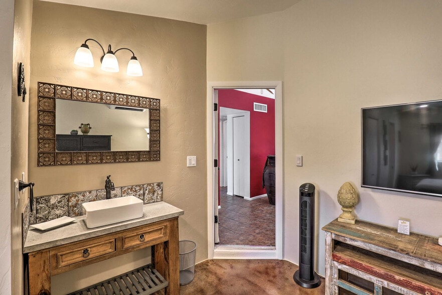 Building Photo - 4859 S Lincoln Ridge Dr