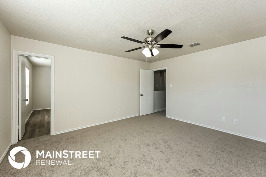 Building Photo - 10031 Amber Breeze