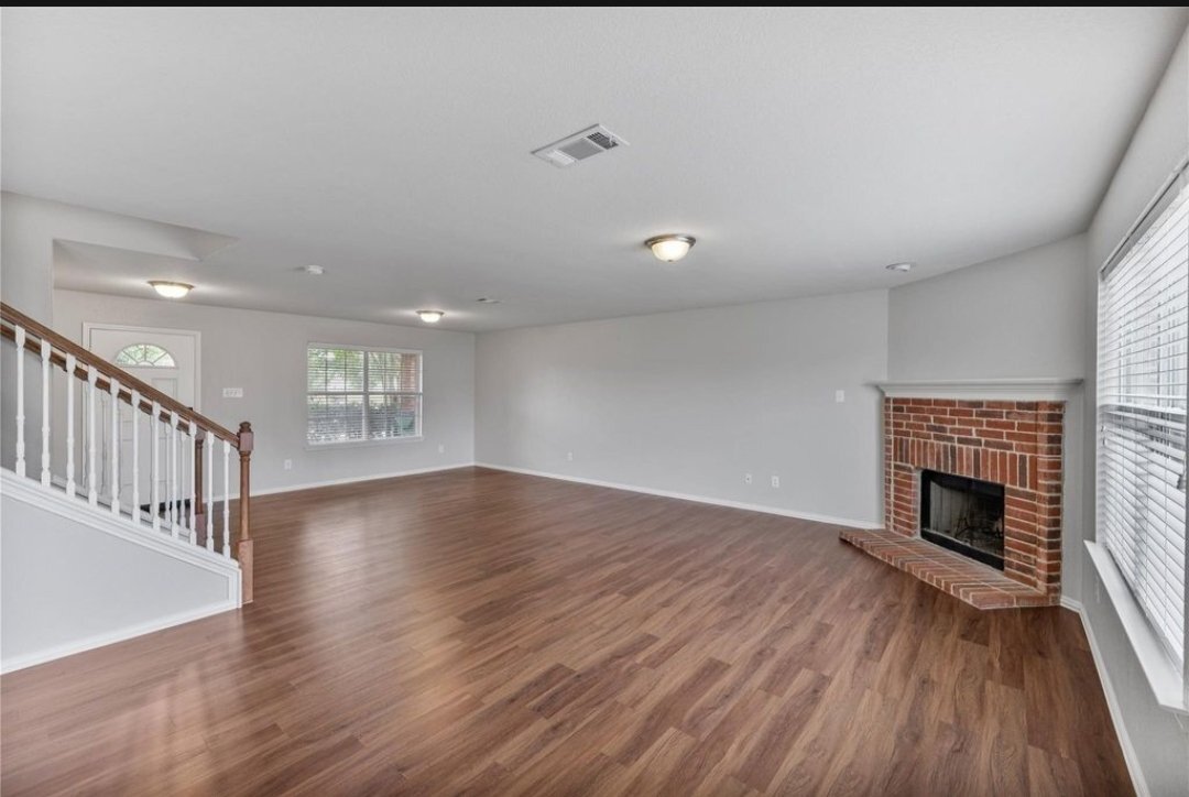Building Photo - 2048 Stagecoach Trail