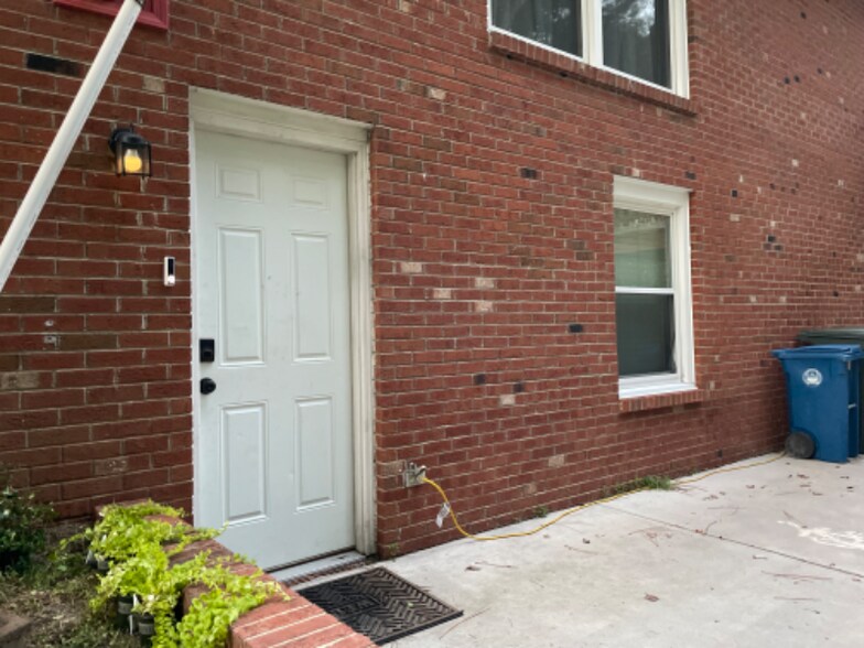 Building Photo - 146 Lofton Dr