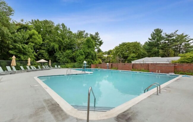 Building Photo - 7720 Tremayne Pl