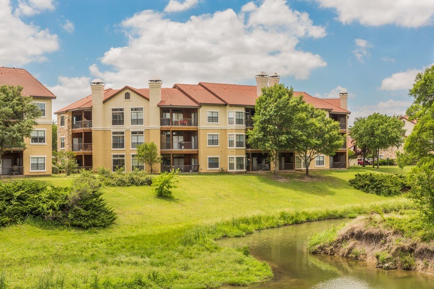 Waters Edge 5000 Whitestone Ln Plano TX 75024 Apartment Finder