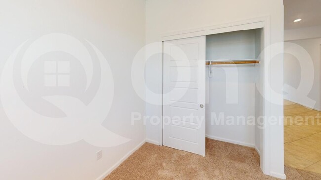 Building Photo - 13112 E Cembeline Ln