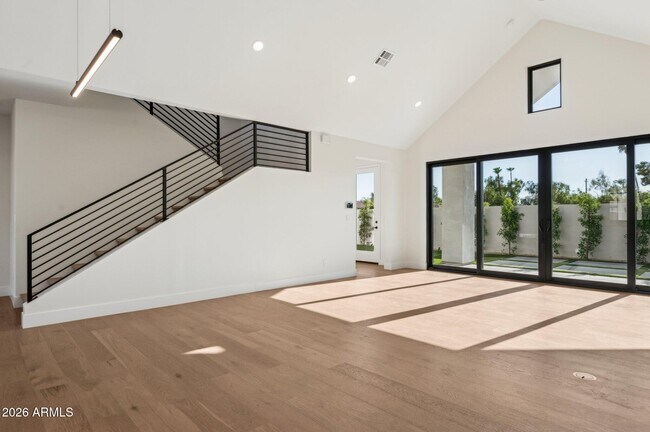 Building Photo - 6306 N 10th Dr