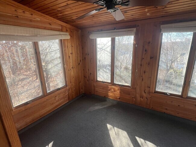 Building Photo - 236 Palfrey St