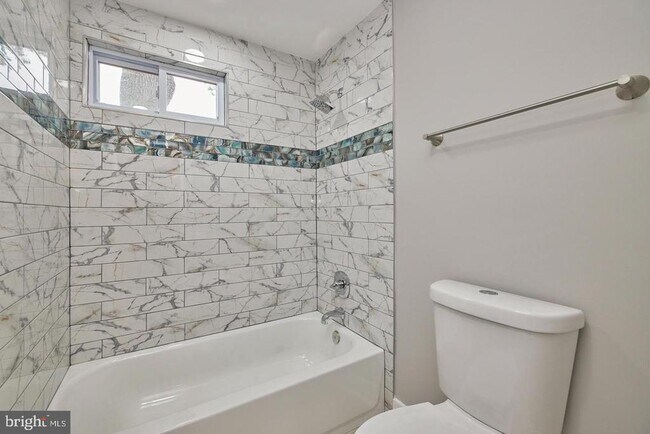 Building Photo - 1516 Opus Ave