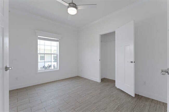 Building Photo - 3109 Walden Shores Blvd