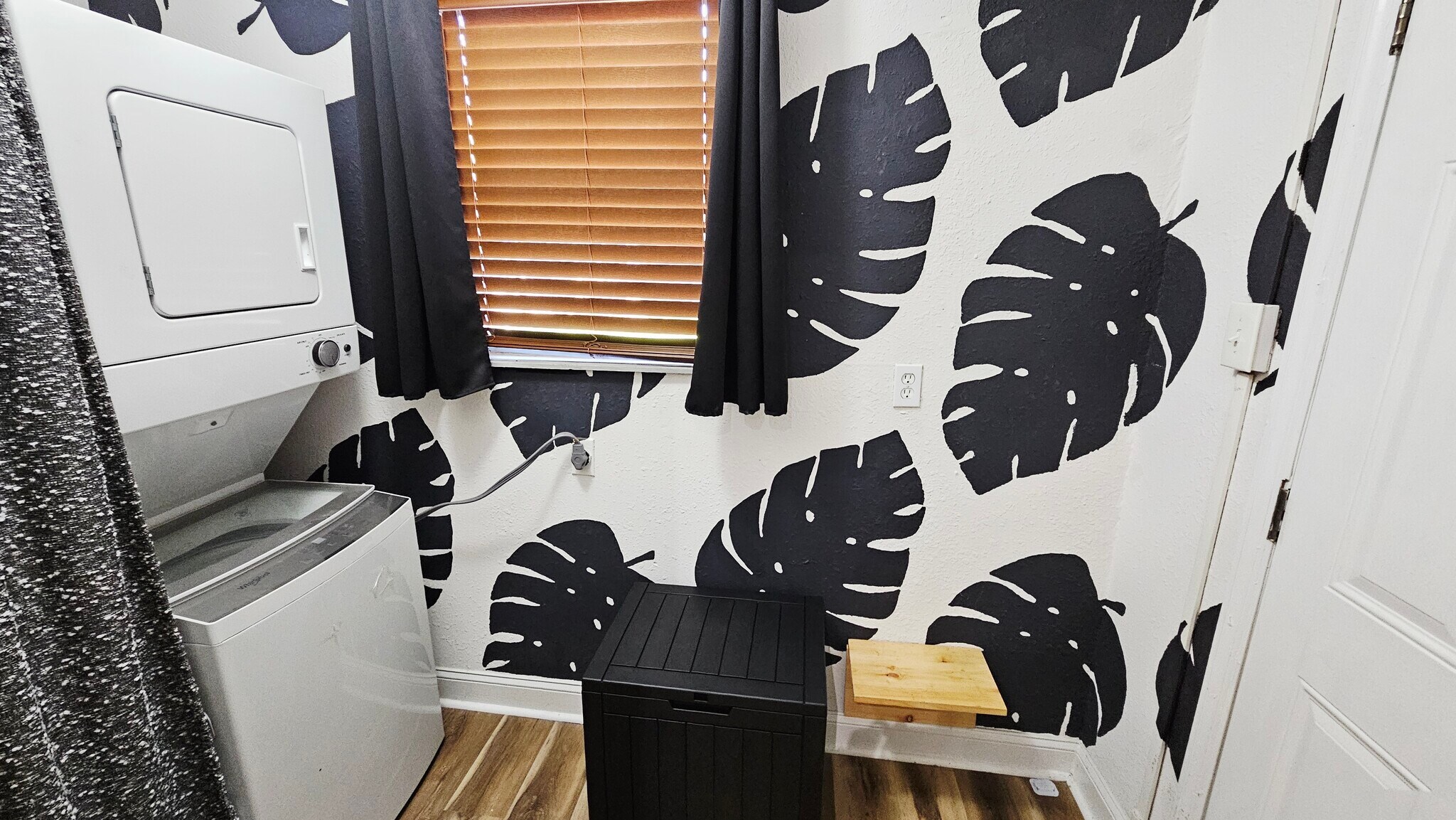 Building Photo - 1752 14th Ave S