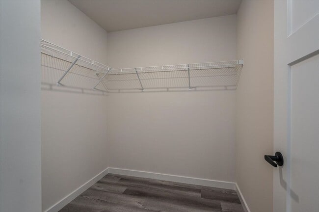 Building Photo - 14 E 20th St