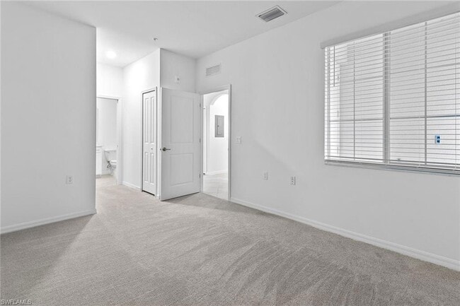 Building Photo - 5807 Double Eagle Cir