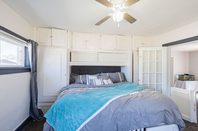 Building Photo - Cozy 4 Bedroom Home on large plot of land in Parker