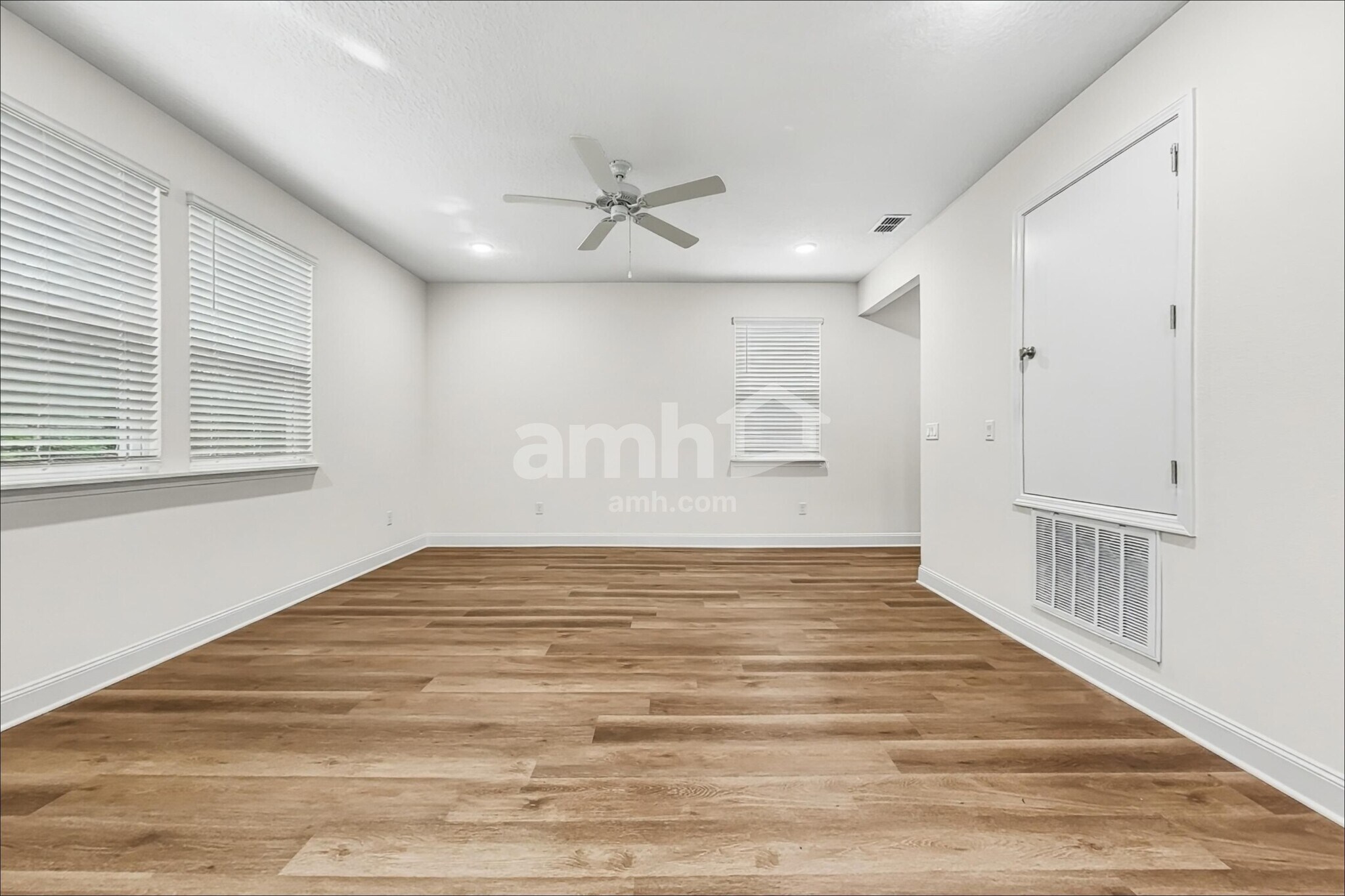 Building Photo - 3016 Crawfords Cove Cir