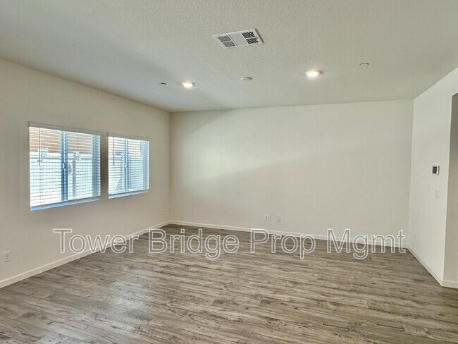 Building Photo - 11789 Plato Way