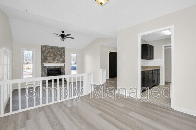 Building Photo - 7345 Pebblebrook Dr