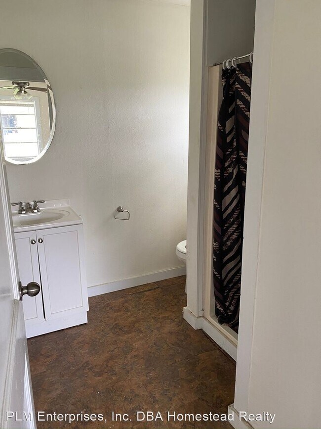 Building Photo - 2 br, 1 bath House - 211 FM 1406