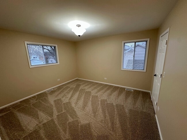 Building Photo - 1301 Haverhill Cir