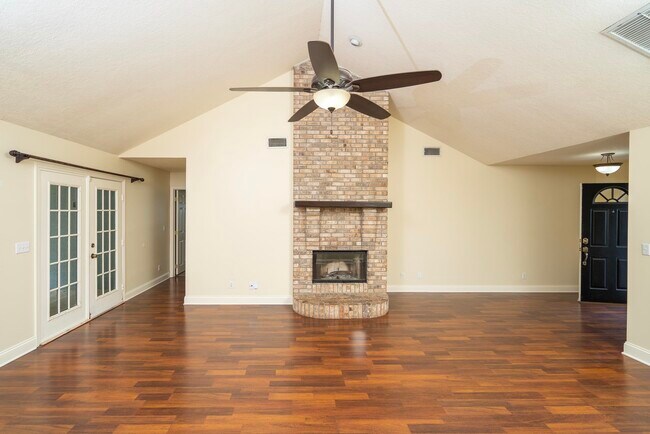 Building Photo - 2116 Wood Stork Ave