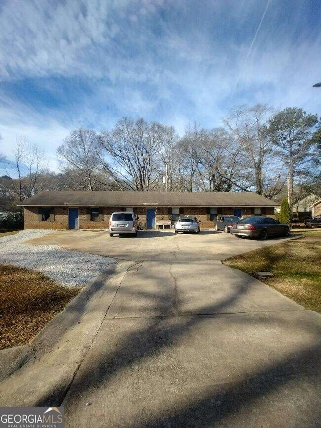 Building Photo - 414 Wall St