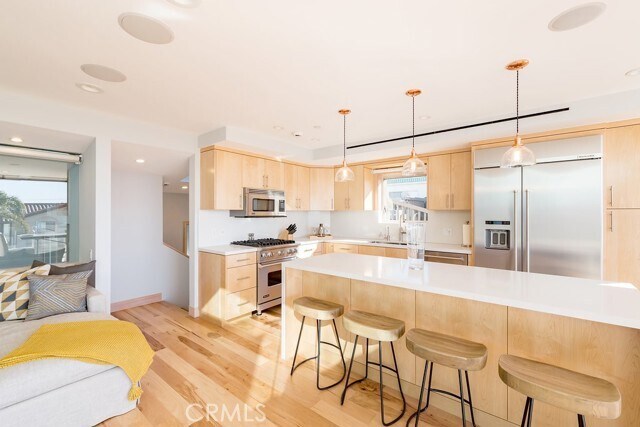 Building Photo - 814 Monterey Blvd