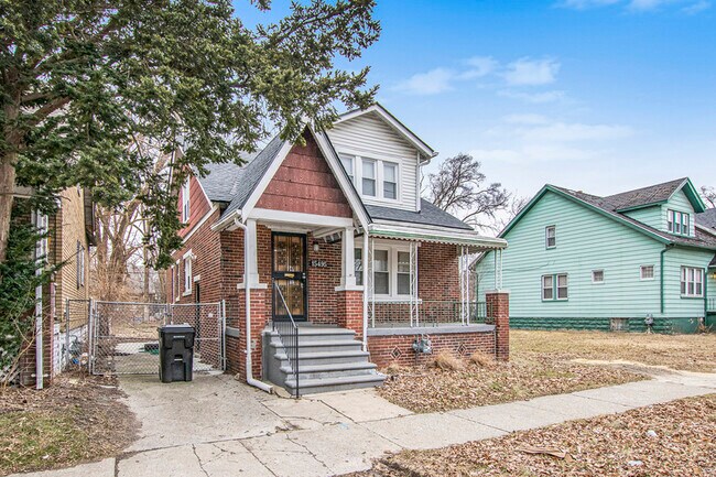 Building Photo - 15495 Littlefield St