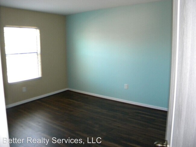 Building Photo - 4 br, 2.5 bath House - 7834 TUSCANY WOODS DR,