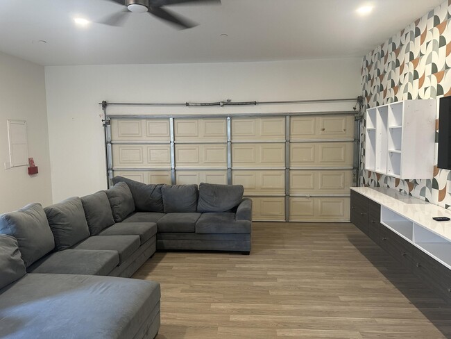 Building Photo - 31715 Avenida Alvera
