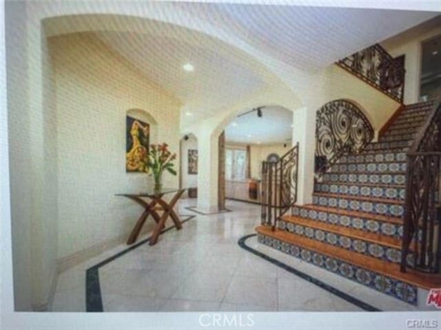 Building Photo - 5717 Melvin Ave