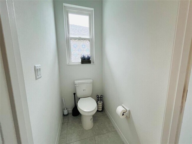 Building Photo - 6264 Great Bear Dr