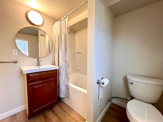 Building Photo - Non-Refundable & Security Deposit Total: $1525.00