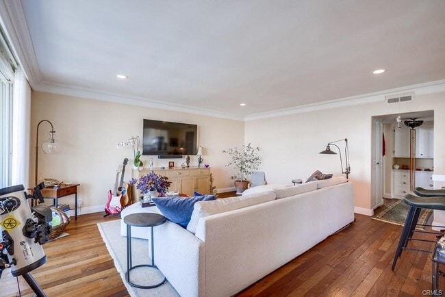 Building Photo - 201 S La Esperanza