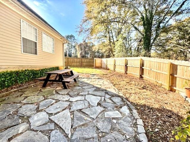 Building Photo - 221 MacKenzie Ct