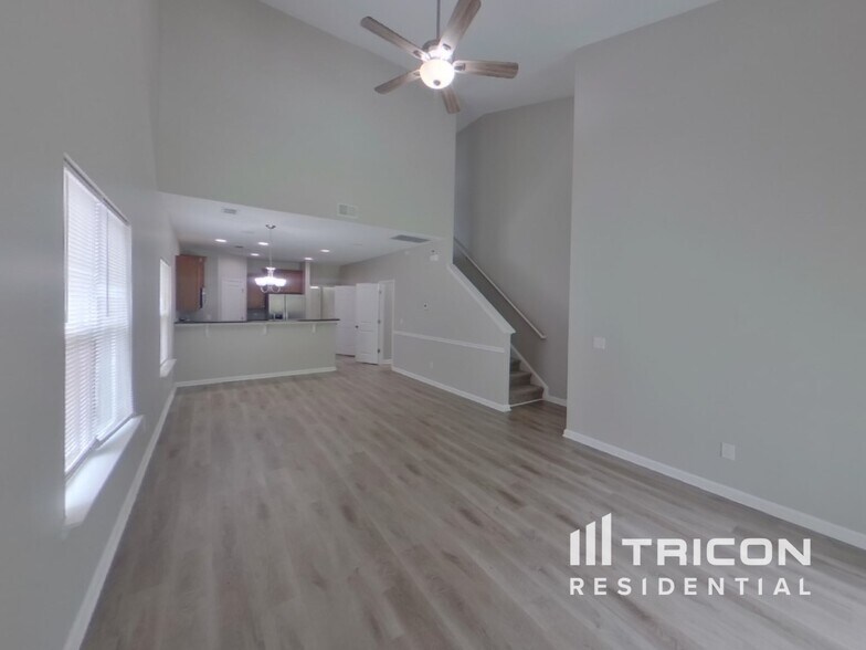 Building Photo - 820 Parnell Ct