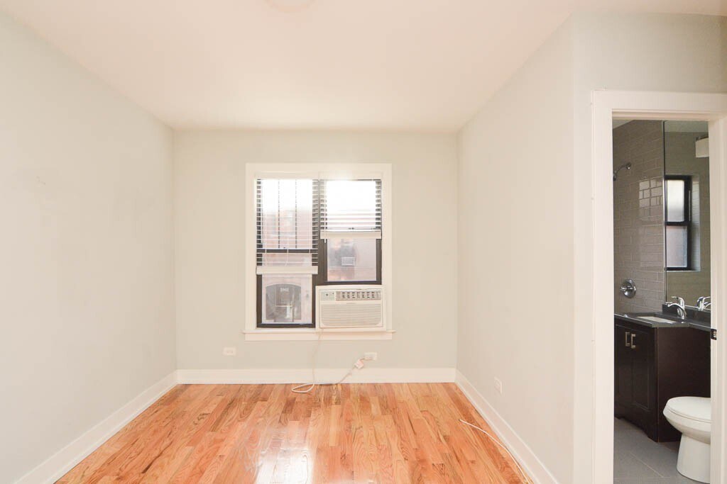 Building Photo - 2850 N Mildred Ave