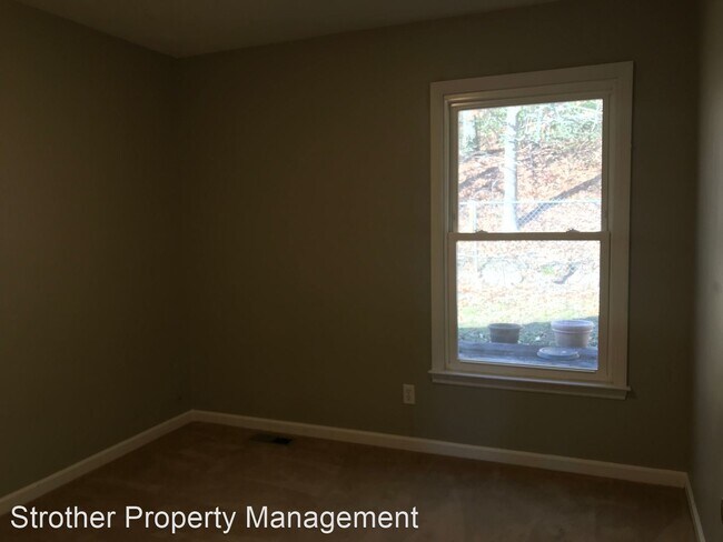 Building Photo - 3 br, 2 bath House - 3027 Copenhagen Drive